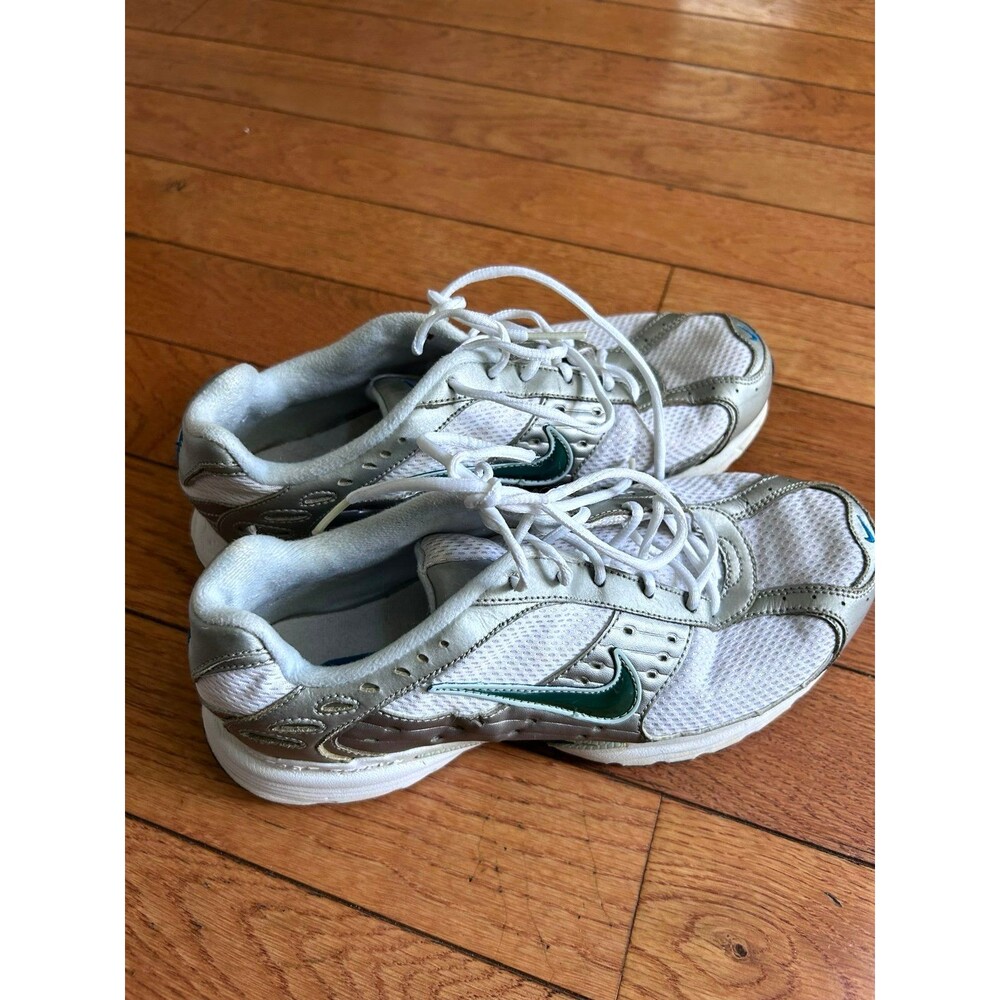 Vintage 2009 Nike Air Futura Metallic Silver White Blue Sneakers 9.5